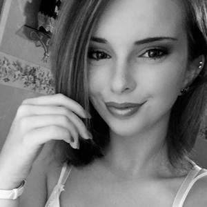 Meet your Posher, Sabrina